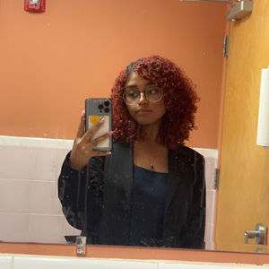 Meet your Posher, Kayla